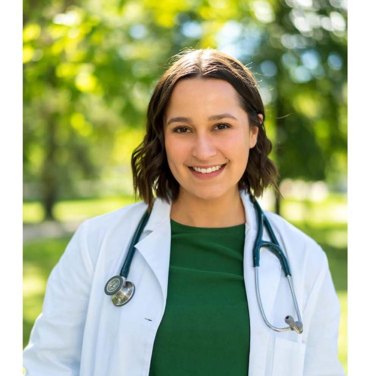 Dr.  Alexandra Branco