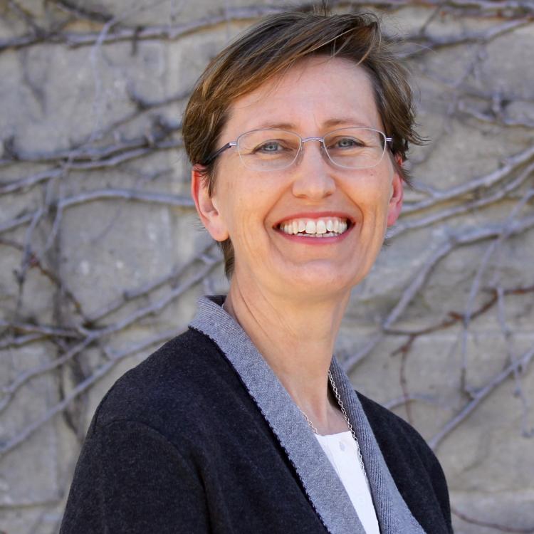 Dr.  Rachel Rooney