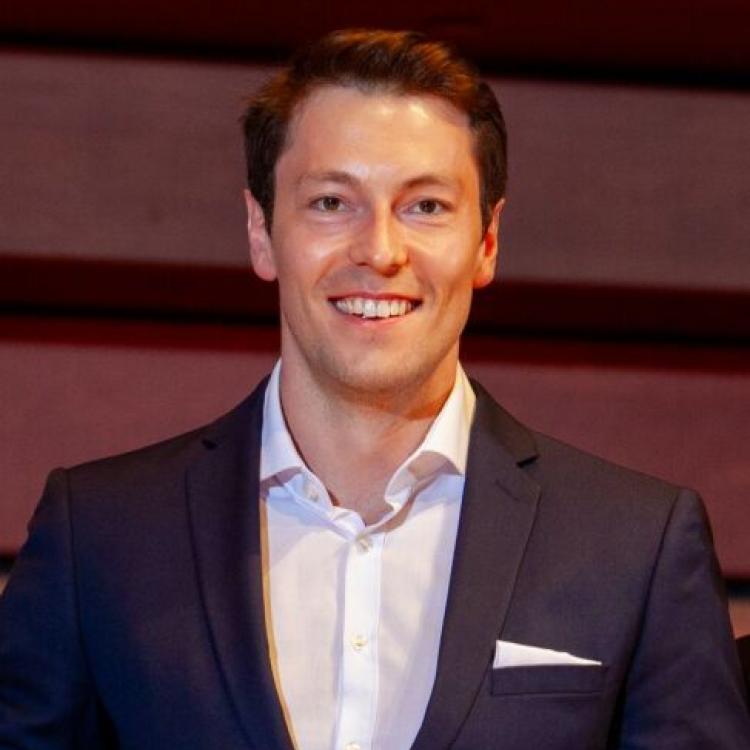 Dr.  Theunis Van Zyl